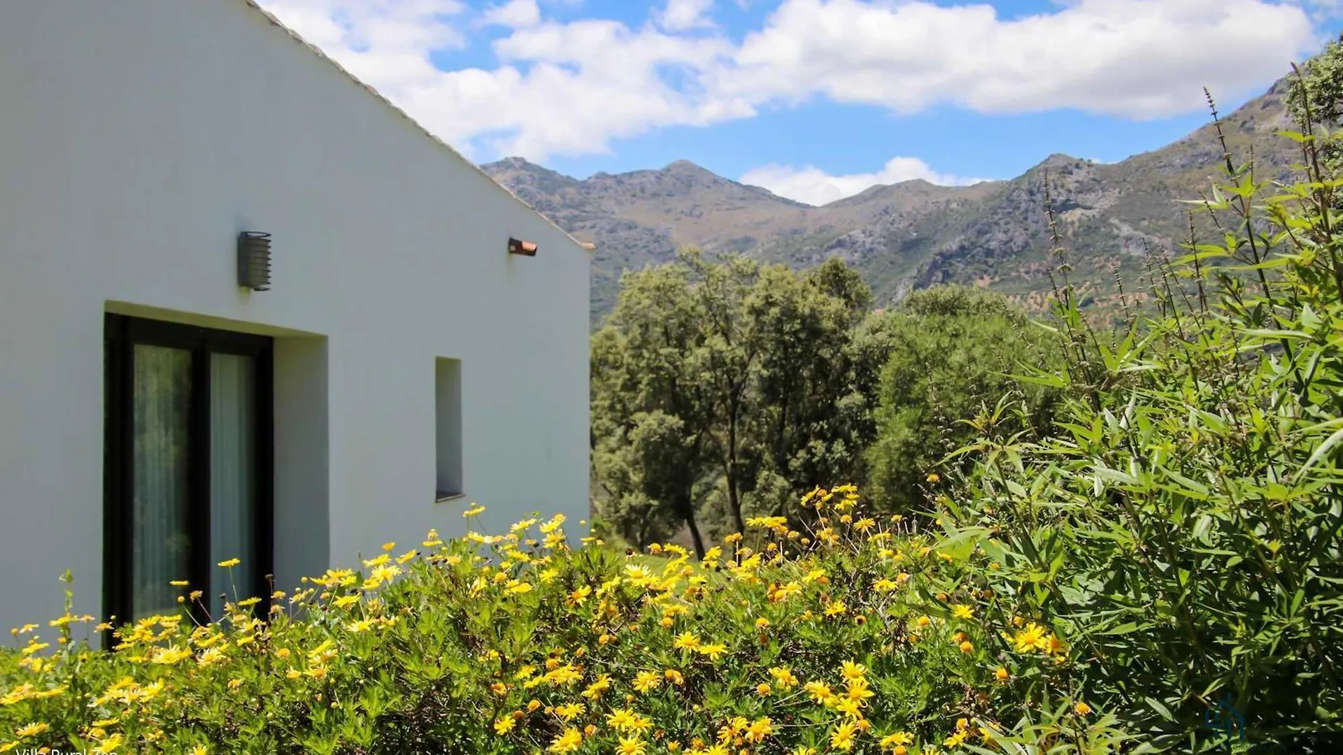 Living4Malaga Villas Rurales Grazalema Benadalid